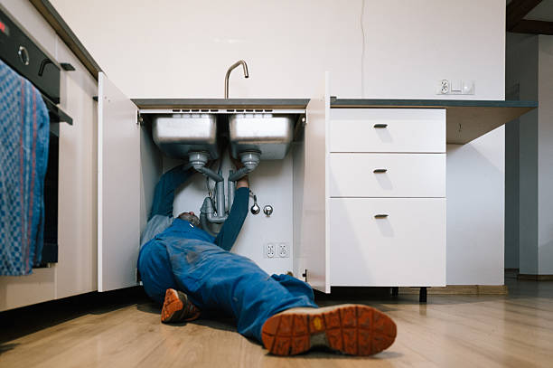 Professional Leak Detection technician working in Monroe, VA